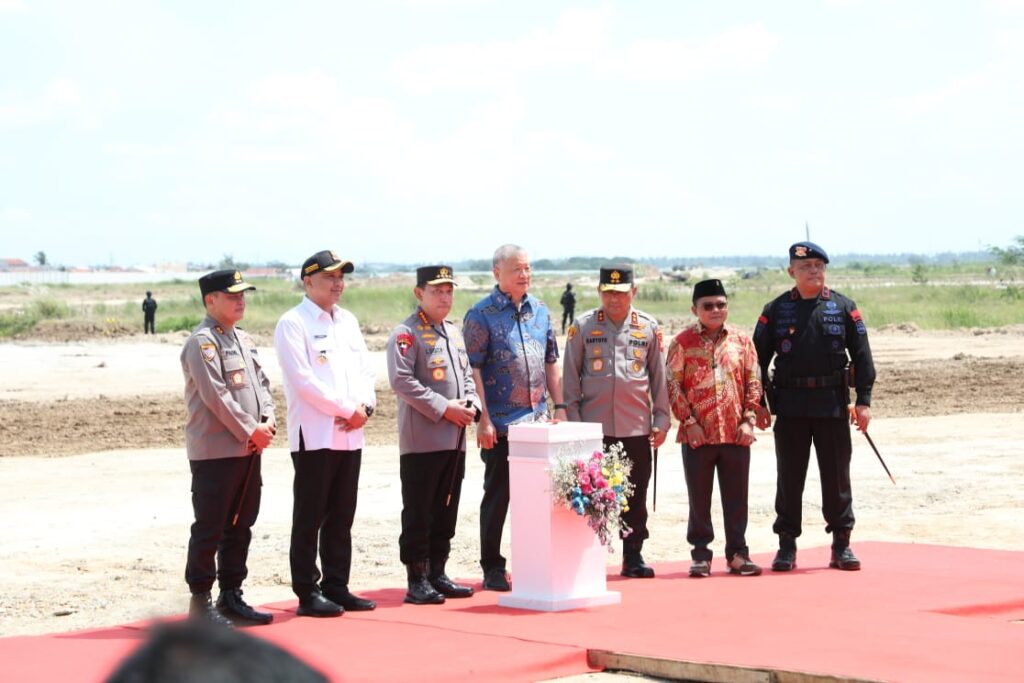 Bupati Zaki Dampingi Kapolri Ground Breaking Batalion A Brimob 