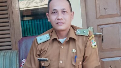 Kinerja Kepala Desa Sarimukti Patut di Acungi Jempol