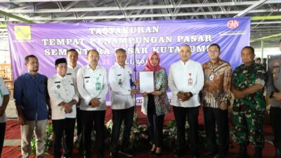 Bupati Tangerang Resmikan TPPS Pasar Kutabumi Pasar Kemis