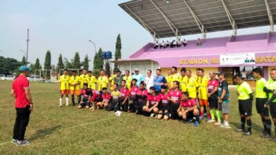 Sambut Kemerdekaan RI Ke-78, Disporabudpar Gelar Pertandingan Bulu Tangkis dan Sepak Bola