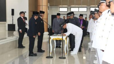 Pj Bupati Lantik 17 Kepala Desa di Kabupaten Tangerang