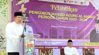 Pj Bupati Tangerang Lantik Pengurus DKM Masjid Agung Al Amjad Periode 2023-2026