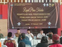 Rapat Pleno Terbuka Rekapitulasi Hasil Perhitungan Suara di Tingkat PPK Kecamatan Jambe