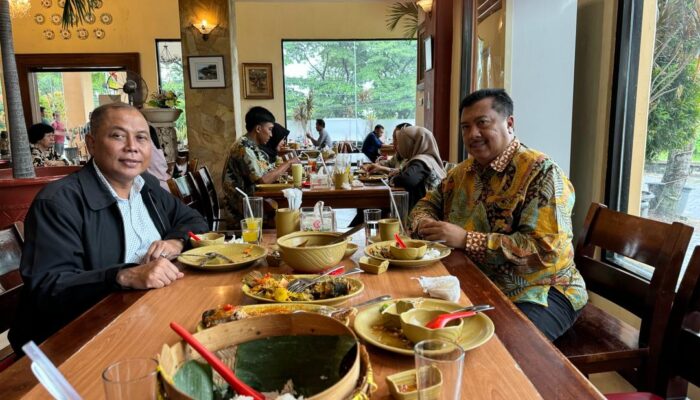 Kades Mojokraprak Siap Maju jadi Calon Bupati Jombang