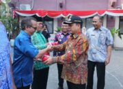 Bagikan 1000 Bendera Merah Putih, Pj Wali Kota Tangerang Ajak Masyarakat Menyemarakkan Bulan Kemerdekaan RI