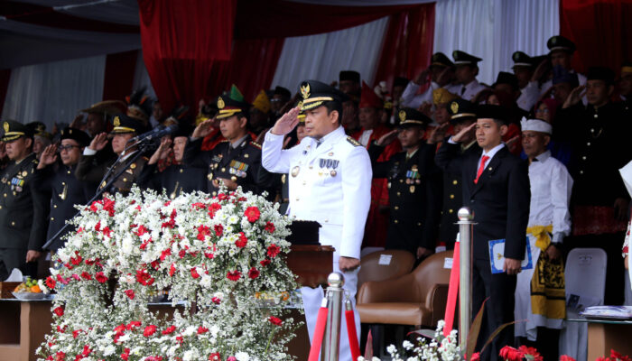Peringati HUT RI, Pj Ikut Lomba Bareng Warga