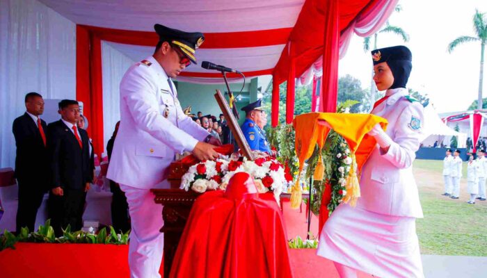 Wakil Wali Kota Tangsel Menjadi Inspektur Upacara Penurunan Bendera di Peringatan HUT ke-79 RI