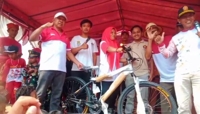 Meriahkan HUT RI Ke-79, Kades Ancol Pasir Gelar Jalan Santai dan Perlombaan