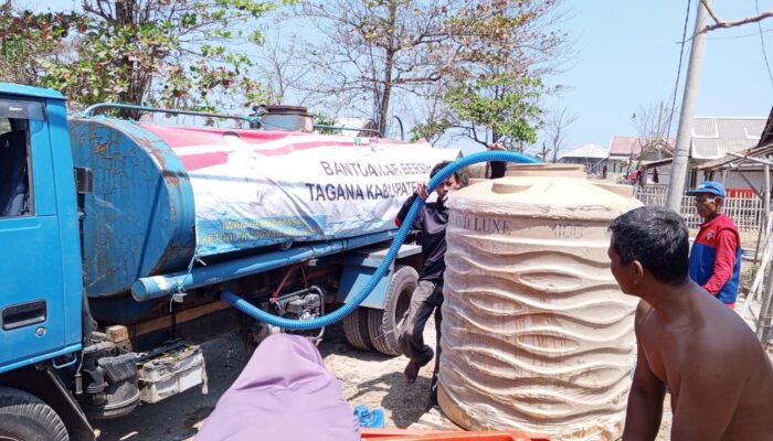 Kepedulian KWRI, Ormas ALS, dan TAGANA Lebak: Berjibaku Distribusikan Air Bersih di Wanasalam dan Sekitarnya