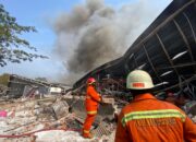 Hambat Proses Pemadaman, BPBD Kota Tangerang Imbau Warga Tidak Berkerumun Nonton Peristiwa Kebakaran