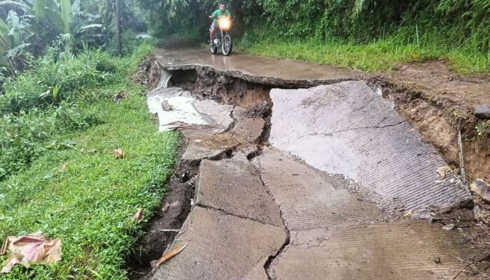 Pray for Cianjur Selatan, Akses Jalan Desa Sukaraharja Amblas
