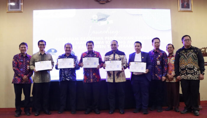 Bupati Tangerang Buka Pintu Kampus untuk Anak Kurang Mampu Lewat Beasiswa Gemilang