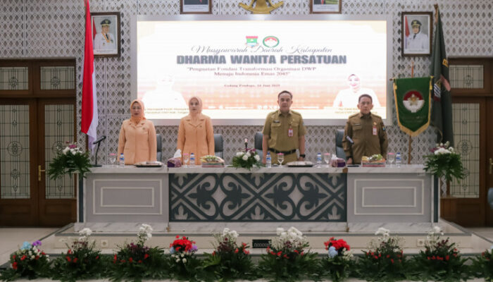 Sekda Kabupaten Tangerang Kukuhkan Pengurus DWP, Dorong Peran Perempuan dalam Pembangunan