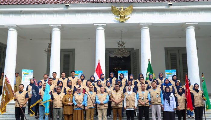 Hari Keluarga Nasional ke-32, Gubernur Banten Lepas Kirab Bangga Kencana, Targetkan Generasi Emas 2045