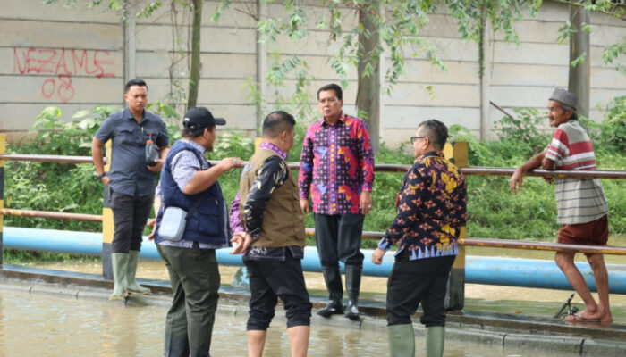Gerak Cepat Bupati Tangerang Atasi Banjir, Normalisasi Kali Cimanceri Jadi Prioritas