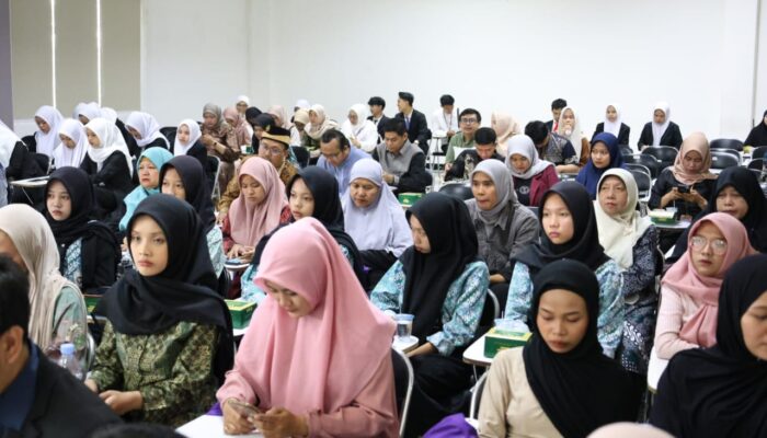 Bupati Tangerang Tantang Mahasiswa KKN Jadi Agen Perubahan di Desa