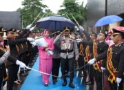 Upacara Pedang Pora Iringi Perpisahan Kapolda Banten Irjen Pol Suyudi Ario Seto