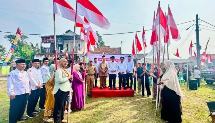 Kemenag Kabupaten Tangerang Bagikan 1.000 Bendera, Wujud Nyata Nasionalisme dan Kerukunan Umat