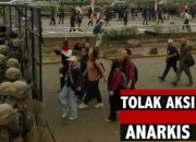 Usut Tuntas Aksi Anarkis di DPR, Massa Bakar Motor dan Mobil Saat Demonstrasi