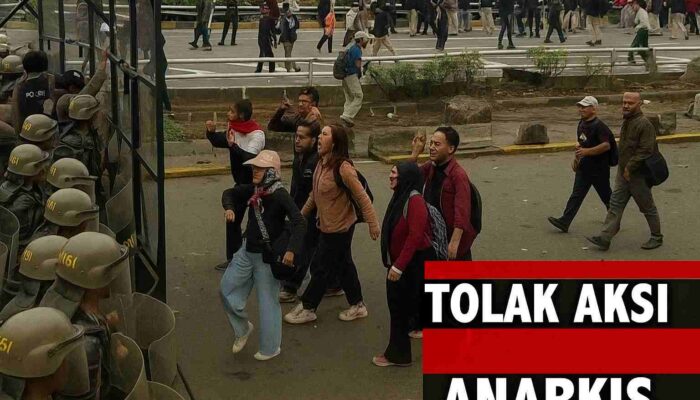 Usut Tuntas Aksi Anarkis di DPR, Massa Bakar Motor dan Mobil Saat Demonstrasi