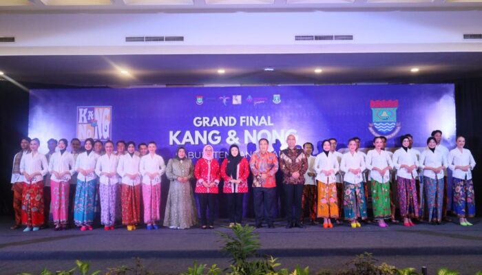 Farhan dan Regina Dinobatkan Jadi Kang & Nong Kabupaten Tangerang 2025
