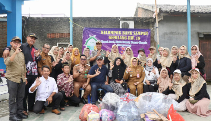 Wabup Intan Apresiasi Bank Sampah Gemilang, Ibu-Ibu RW 18 Jadi Penggerak Lingkungan