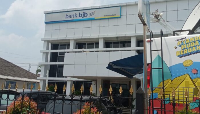 Diduga Gangguan Sistem, Dana Nasabah Pensiunan Pemda Lebak Raib di ATM Bank BJB