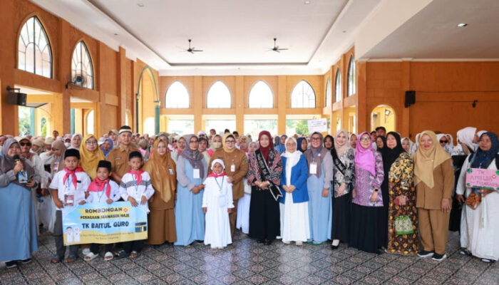 Wabup Intan Hadiri Simulasi Manasik Haji Anak TK di Tangsel