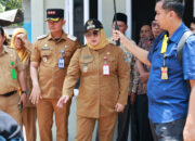 Program Bedah RTLH, Wabup Intan Tegaskan Komitmen Pemerintah Hadir untuk Rakyat Kecil