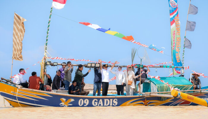 Ramaikan Pesisir Selatan, Festival Karang Kabua 2025 Jadi Simbol Persatuan Nelayan Banten