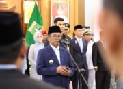 Gubernur Andra Soni Tekankan Responsivitas dan Integritas saat Lantik 23 Pejabat Pimpinan Tinggi Pratama