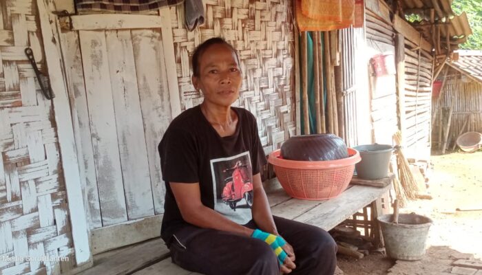 Miris! Janda Bersama Dua Anak Yatim di Lebak Hidup di Rumah Tak Layak Huni, Belum Pernah Tersentuh Bantuan Pemerintah