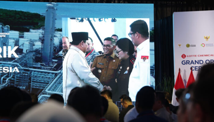 Banten Kokohkan Posisi Sebagai Pusat Industri Nasional, Presiden Prabowo Resmikan Pabrik Petrokimia Raksasa di Cilegon