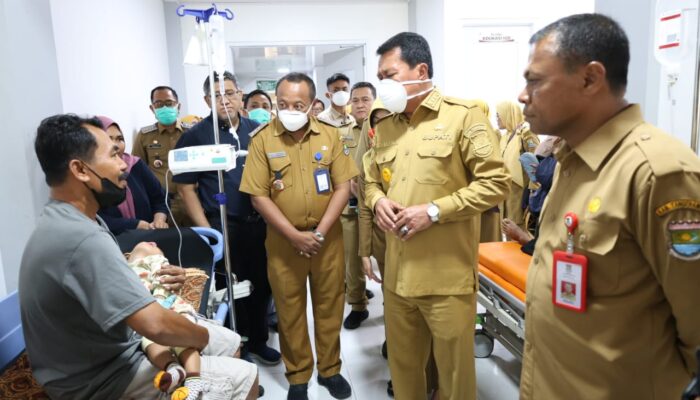 Peduli Kesehatan Balita, Bupati Tangerang Turun Langsung Jenguk Bayi Penderita TBC