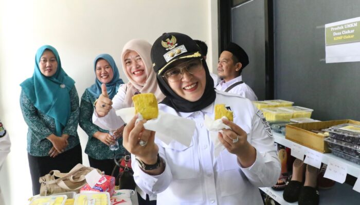 Tinjau Pembangunan Gedung KDMP, Wabup Intan Dorong Masyarakat Gabung Koperasi