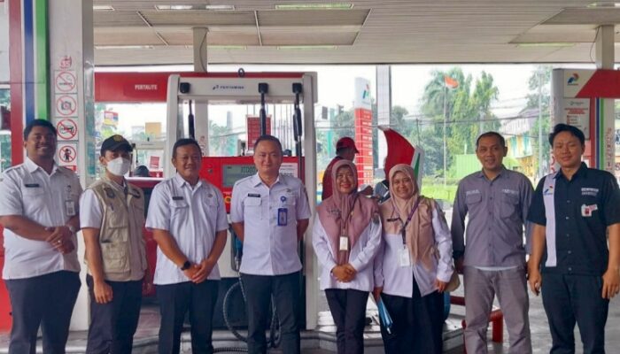 Jelang Nataru, Disperindag Kabupaten Tangerang Cek Akurasi Alat Ukur BBM di Enam SPBU Jalur Padat