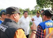 Gerak Cepat Atasi Banjir, Bupati Tangerang dan Gubernur Banten Tinjau Situ Gelam
