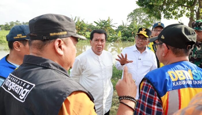 Gerak Cepat Atasi Banjir, Bupati Tangerang dan Gubernur Banten Tinjau Situ Gelam