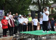 Semarak HPN 2026, Plh Sekda Tangerang Lepas Gerak Jalan Santai, Ribuan Peserta Padati Puspemkab