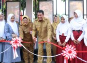 Bupati dan Wabup Tangerang Resmikan Halte Bus Sekolah Gratis di Tigaraksa