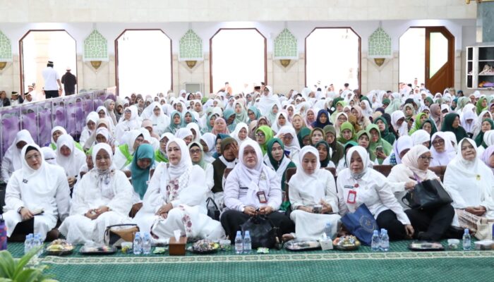 Peringati Isra Mi’raj 1447 H, Bupati Tangerang Tegaskan Sholat Fondasi Integritas ASN