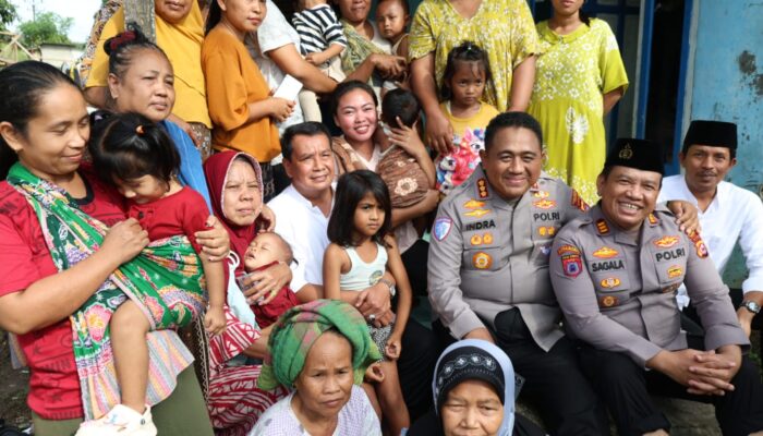 Bupati Tangerang Tinjau Rumah Roboh di Kresek, Instruksikan Penanganan Cepat