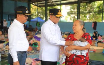 Andra Soni Turun Langsung ke Lokasi Banjir, Pastikan Pengungsi Aman dan Logistik Terpenuhi