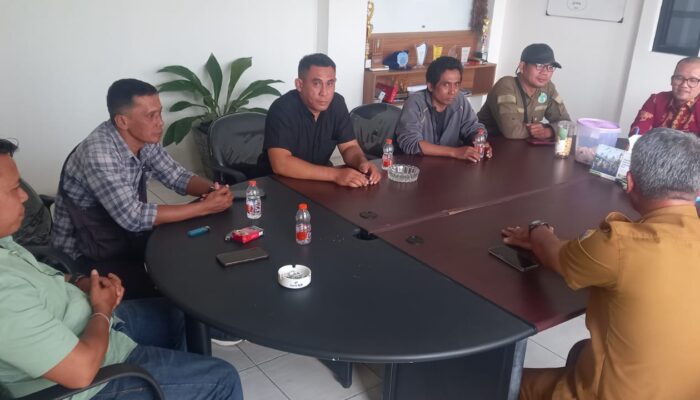 Nama Dicatut dan Difitnah, Empat Warga Lebak Bantah Keras Isu Pungutan Seragam Sekolah