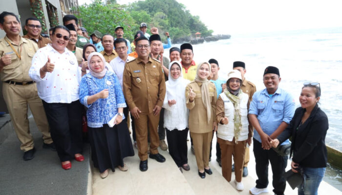 Gubernur Andra Soni Serap Aspirasi Pelaku Wisata Anyer–Cinangka, Target 2 Juta Wisatawan Saat Lebaran 2026